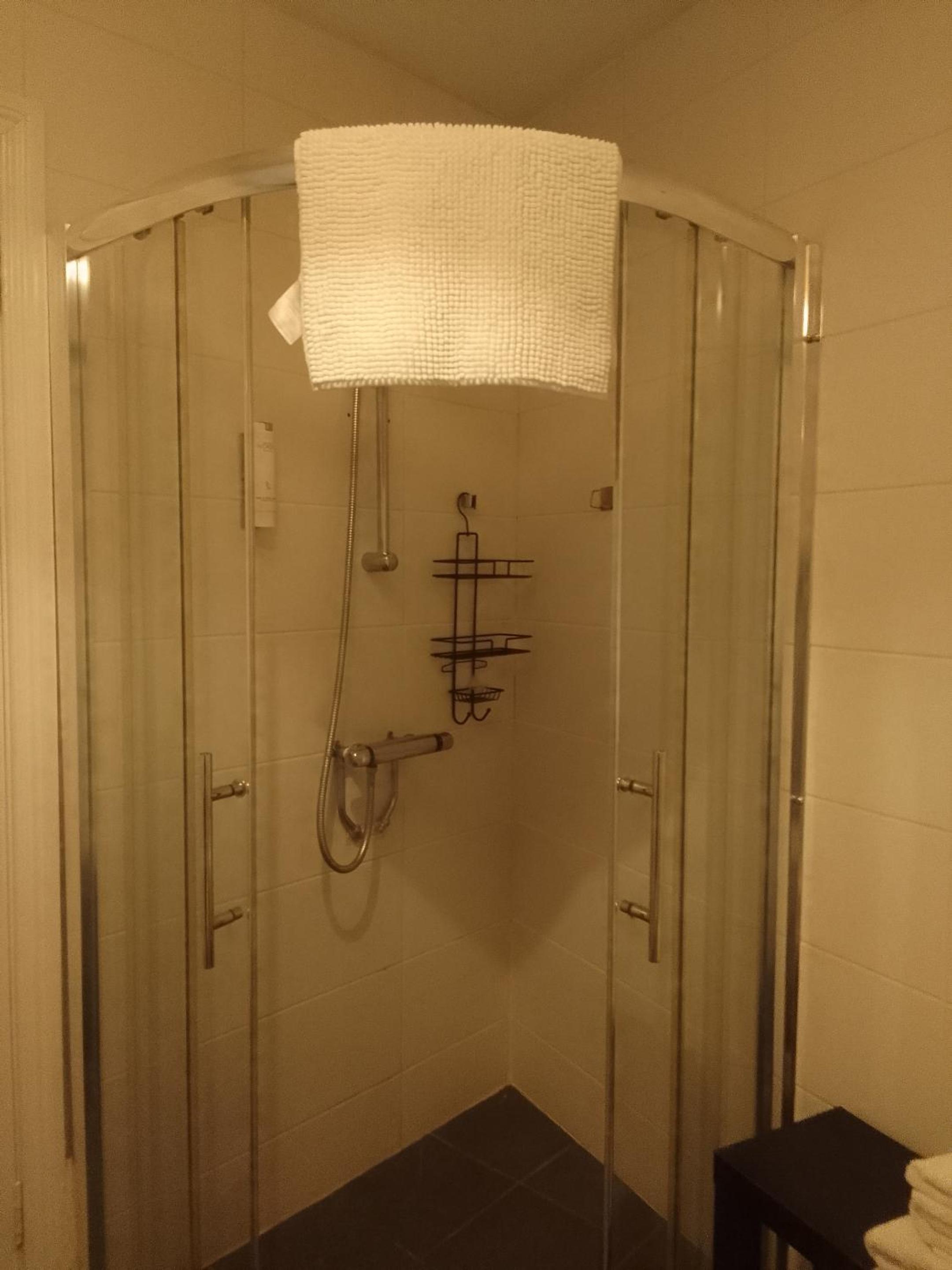 Фото The Oystercatcher