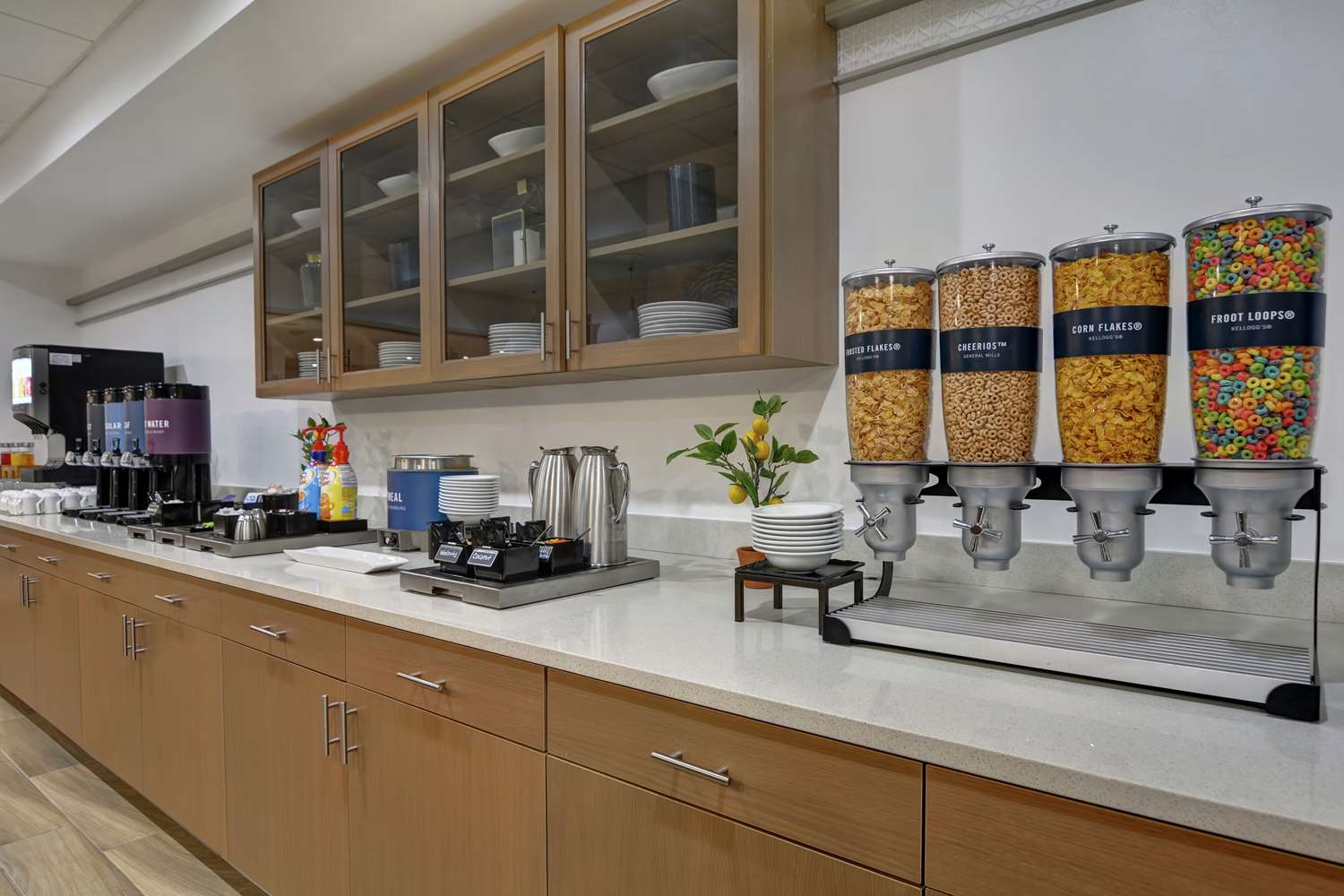 Фото Hampton Inn Chula Vista Eastlake