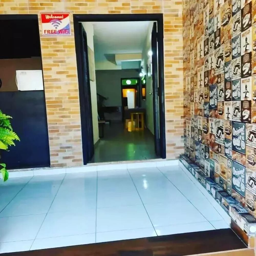 Фото Costanera Hostel Asuncion