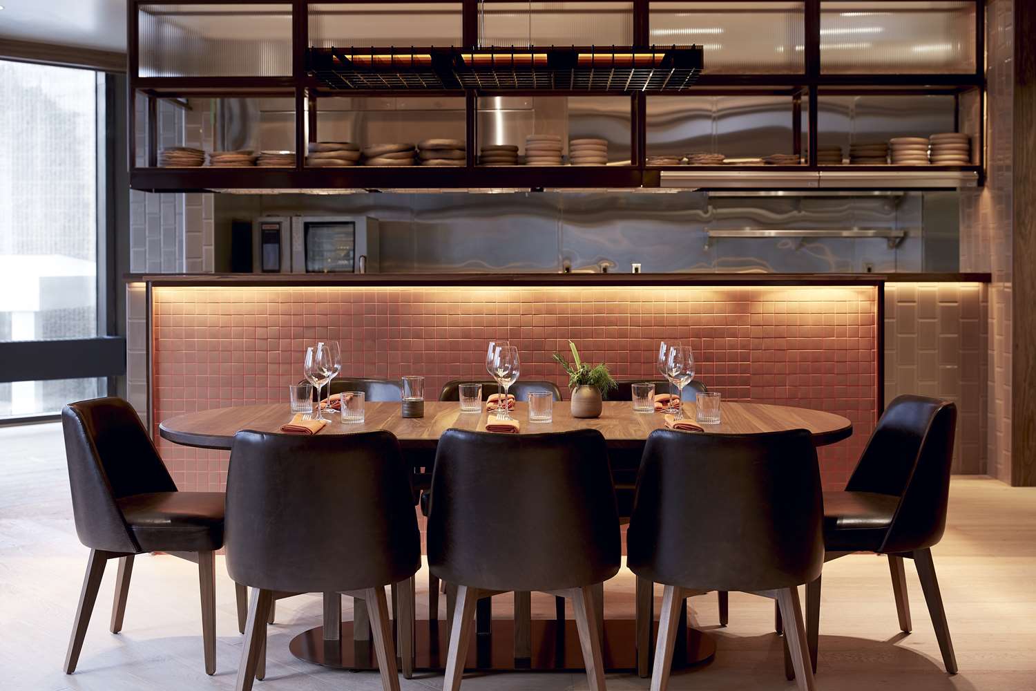 Фото DoubleTree by Hilton Montreal