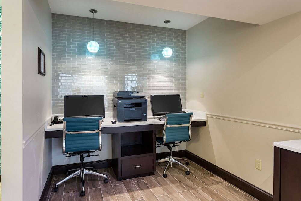 Фото Quality Inn Gulfport I-10