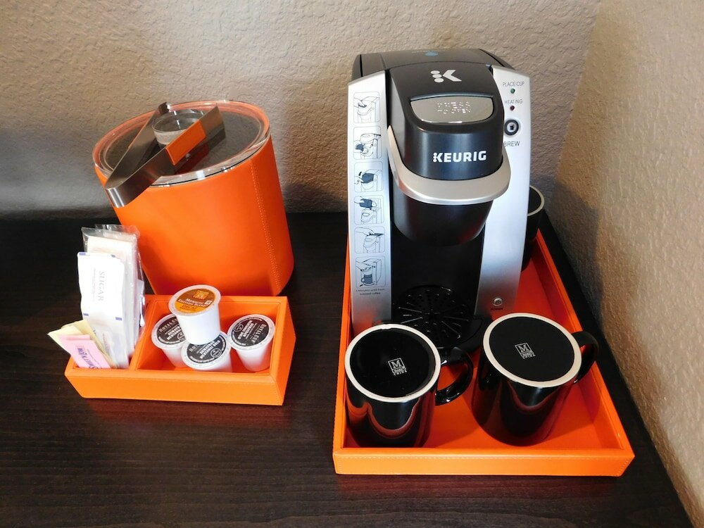 Фото Wave Street Inn