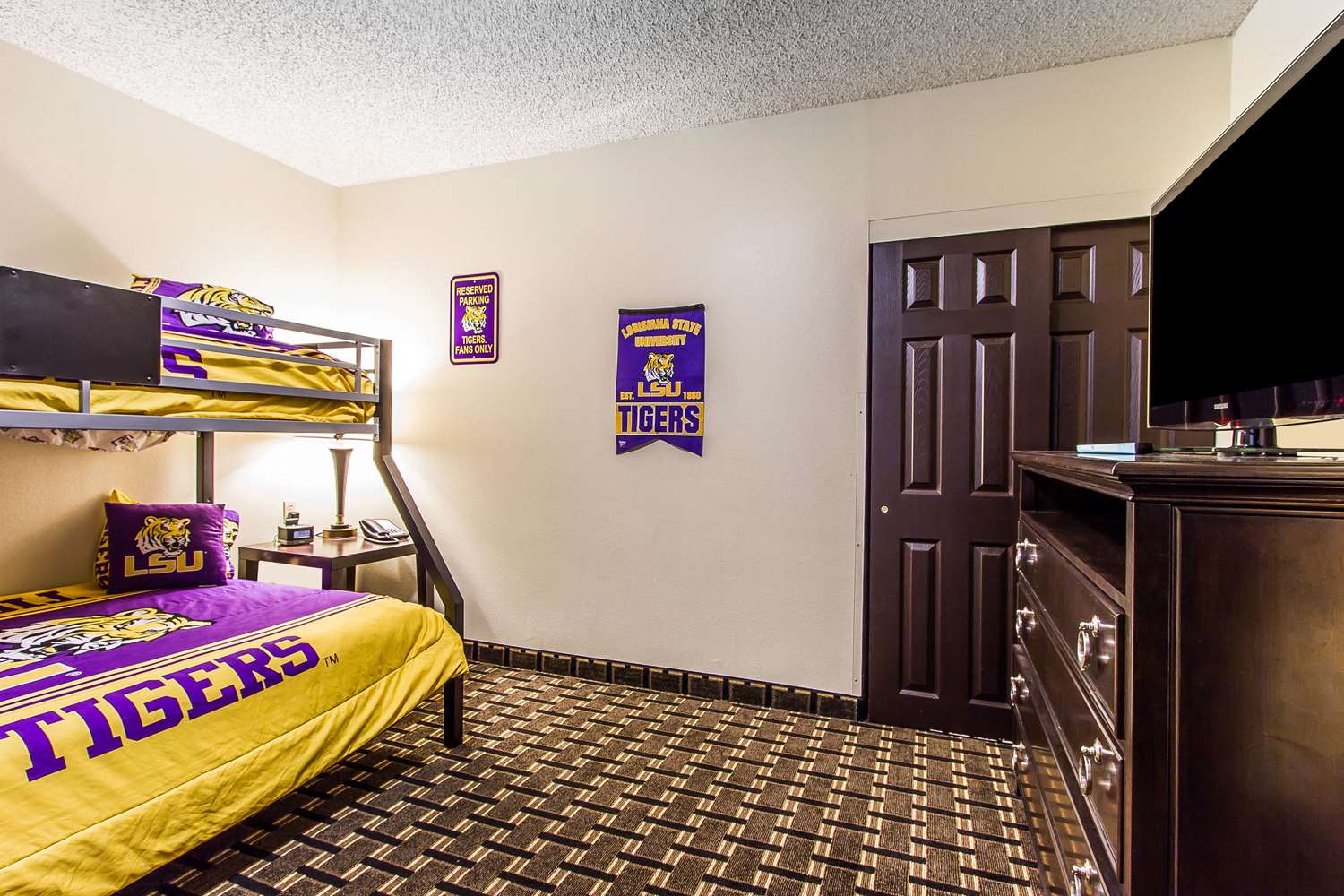 Фото Evangeline Downs Hotel, Ascend Hotel Collection