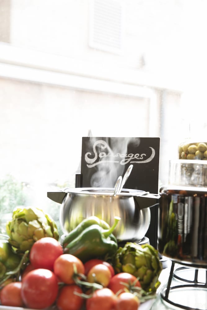 Фото Quentin Prague Hotel