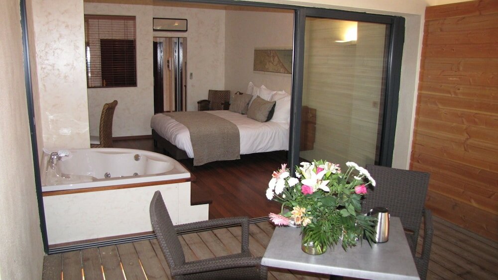 Фото Iles du Gua Suites