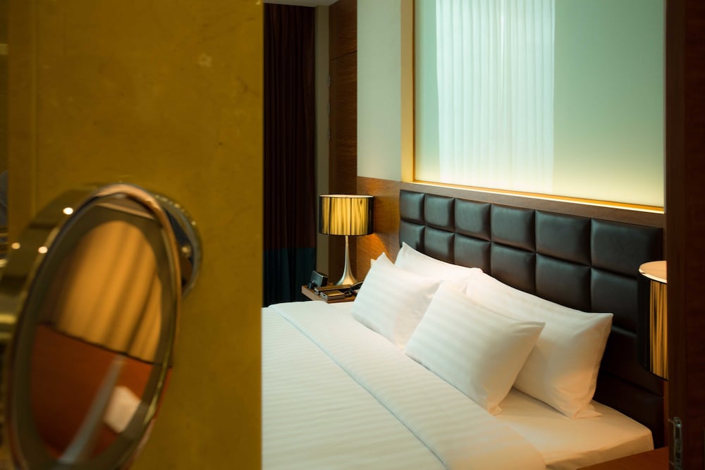 Фото The Grand Fourwings Convention Hotel