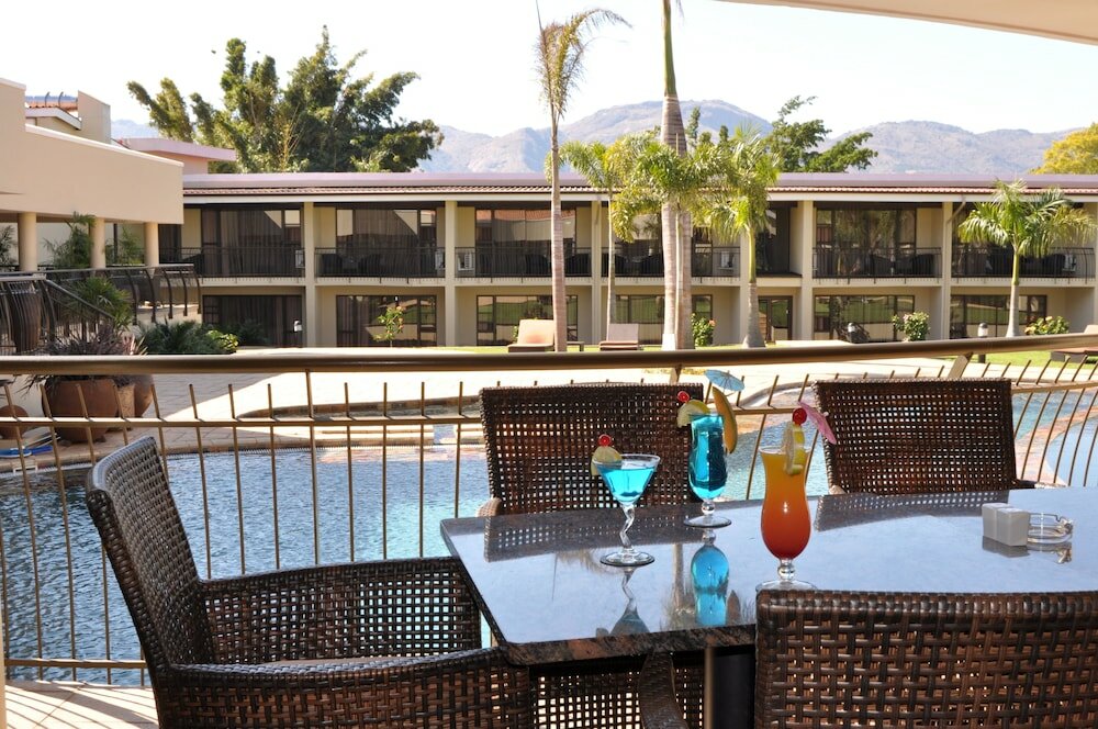 Фото отеля 3