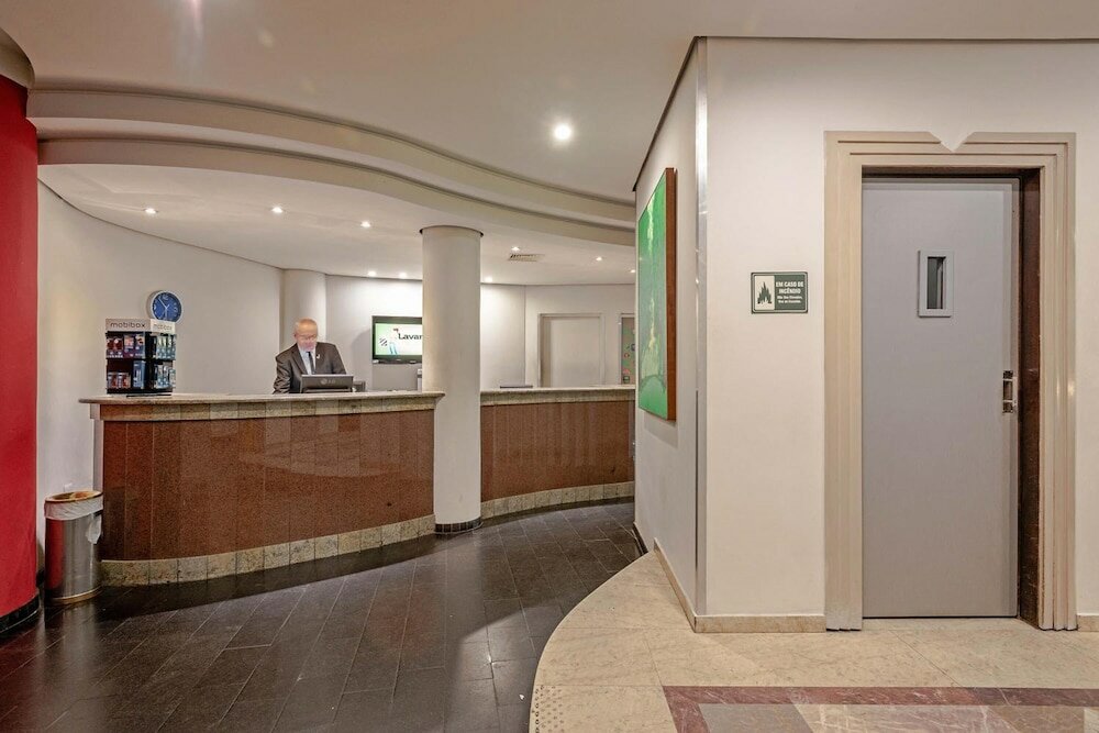 Фото Rede Andrade Braz