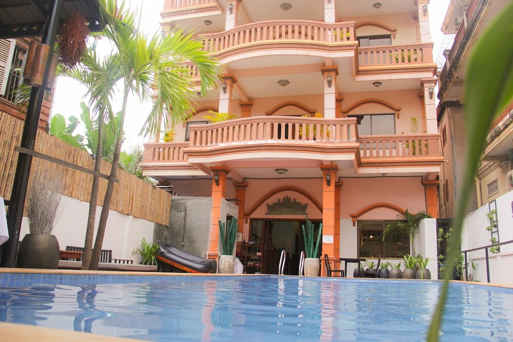 Фото Tropical Breeze Guesthouse