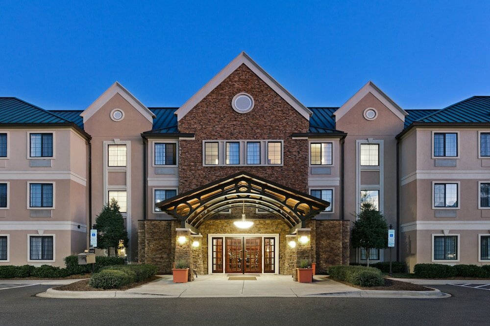 Фото Staybridge Suites Charlotte Ballantyne, an Ihg Hotel
