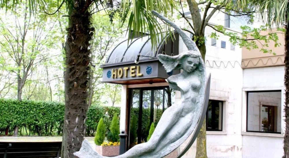 Фото Hotel Garden