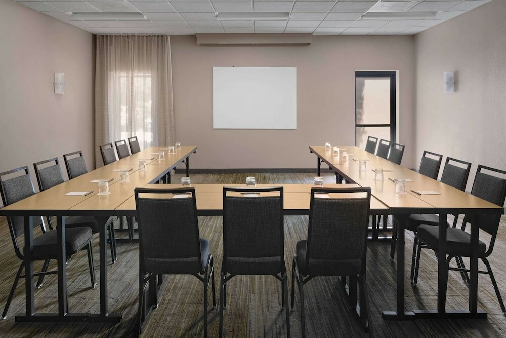 Фото Sonesta Select Newport Middletown