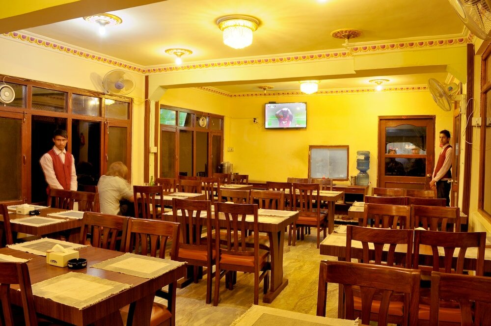 Фото Hotel Brihaspati