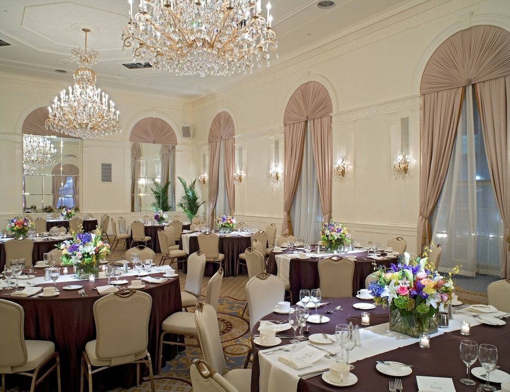 Фото Stewart Hotel