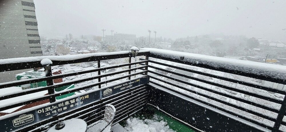 Фото Ekonomy Hotel Incheon