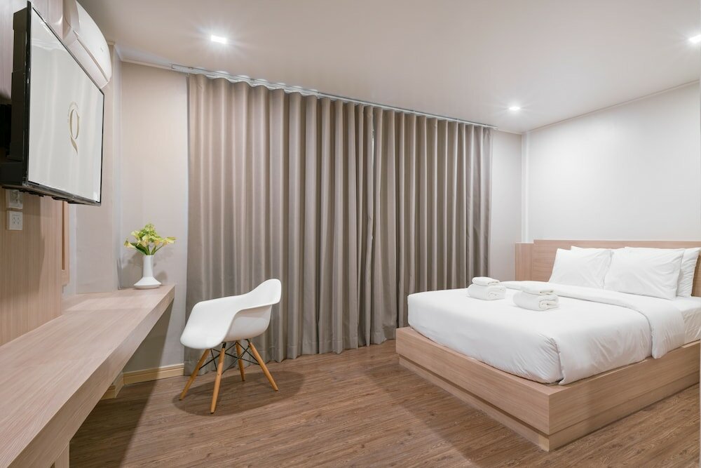 Фото G Boutique Silom Hotel