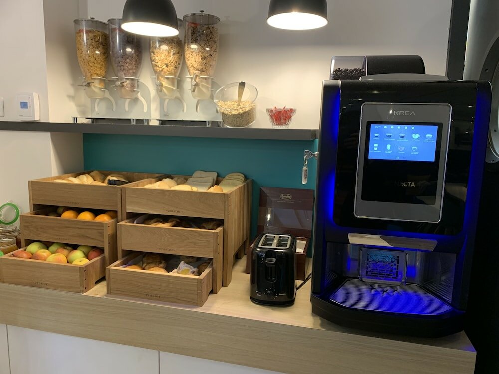 Фото Holiday Inn Paris Montmartre