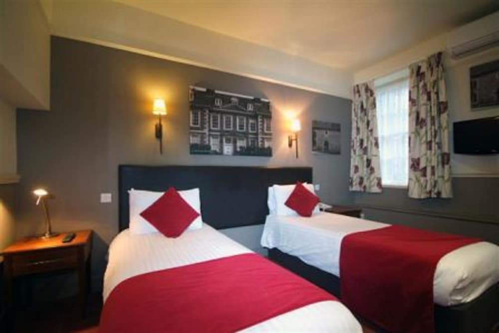 Фото The Spyglass and Kettle