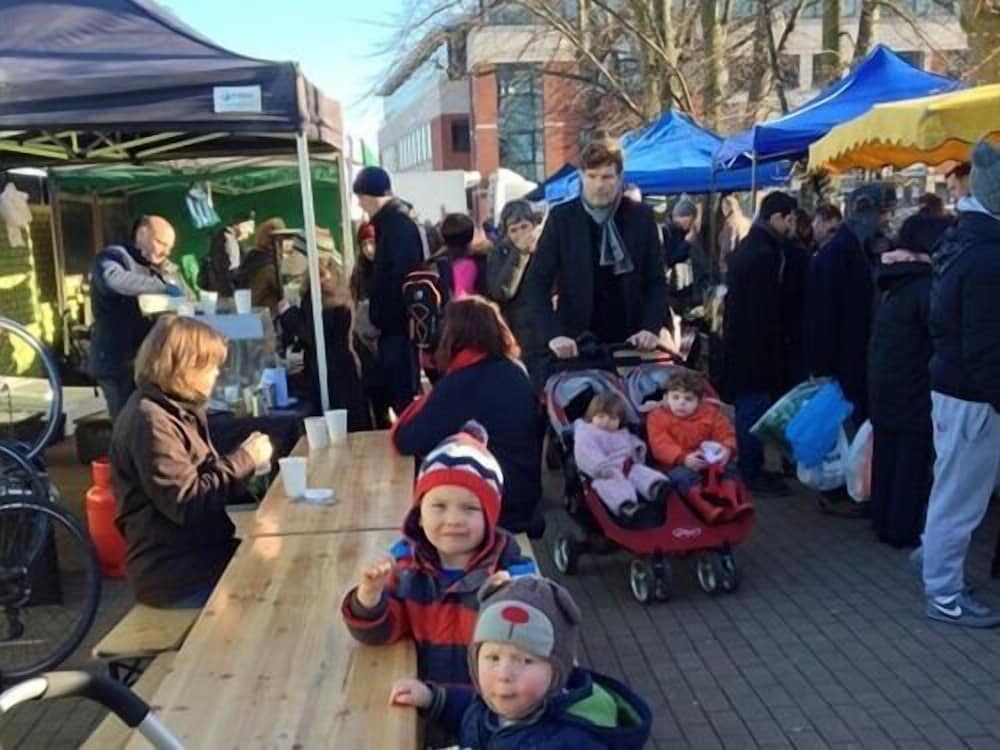 Фото Charlotte Guest House