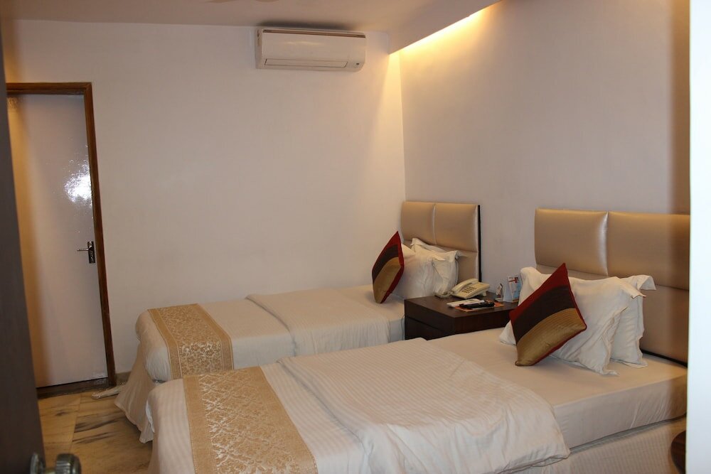 Фото Jukaso Inn Down Town