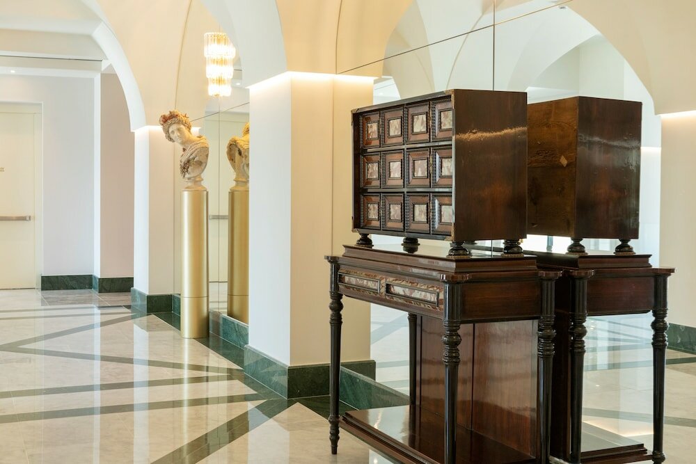 Фото Grand Hotel Des Ètrangers