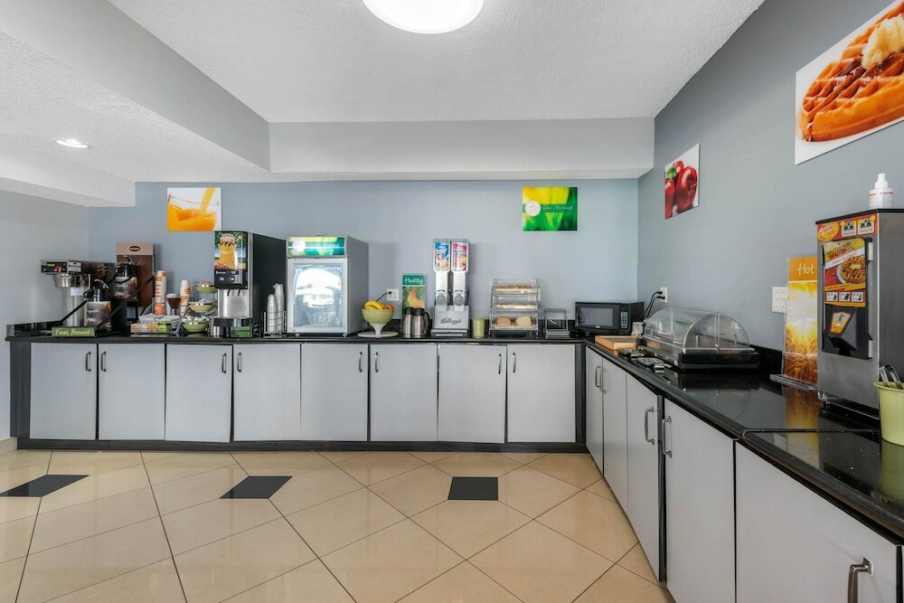 Фото Отель Renaissance Daytona Beach Oceanfront