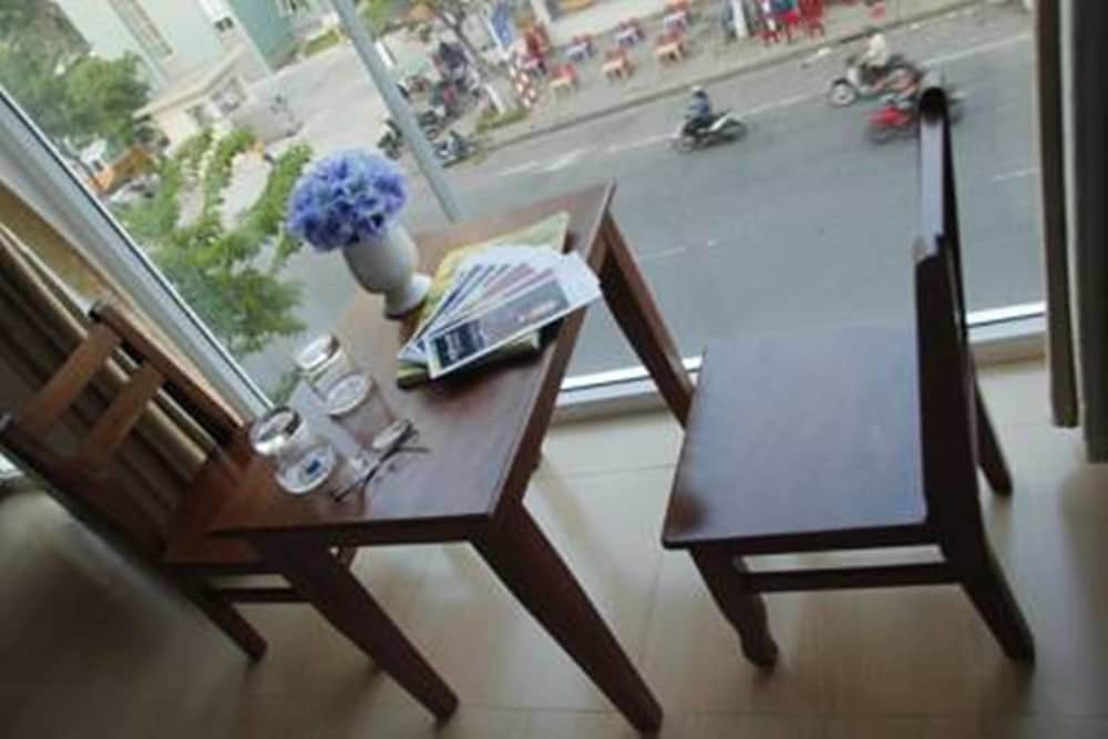 Фото Huong Binh Hotel Da Nang