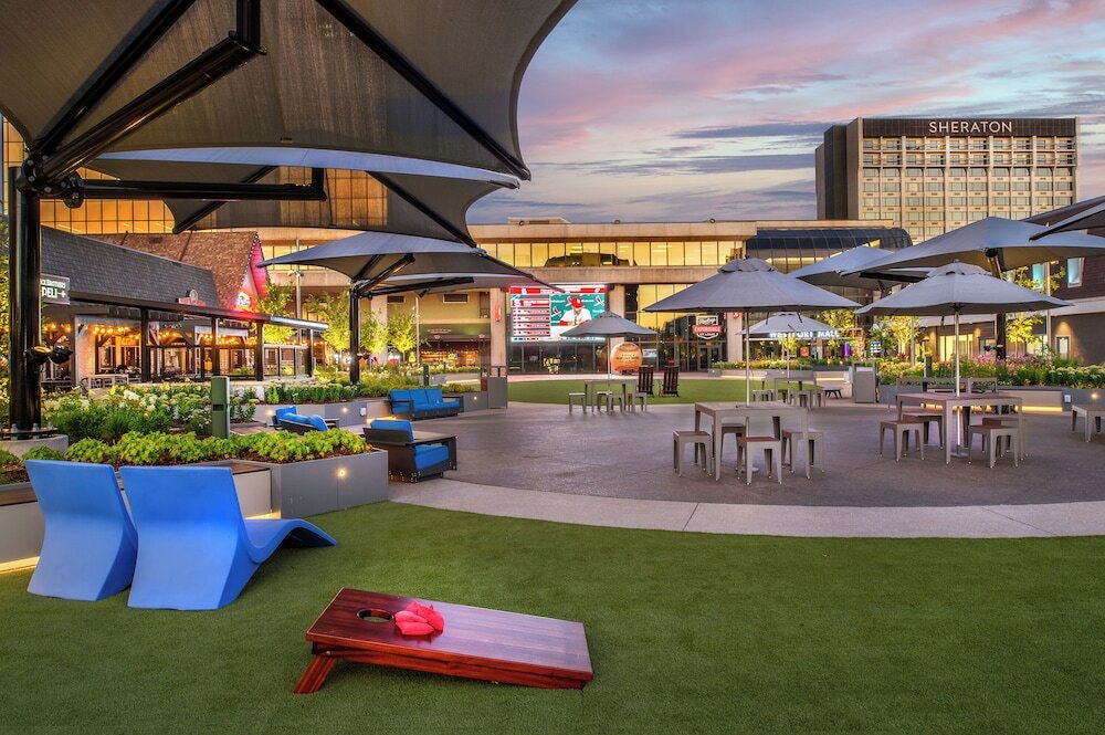 Фото Sheraton Westport Plaza Hotel St. Louis