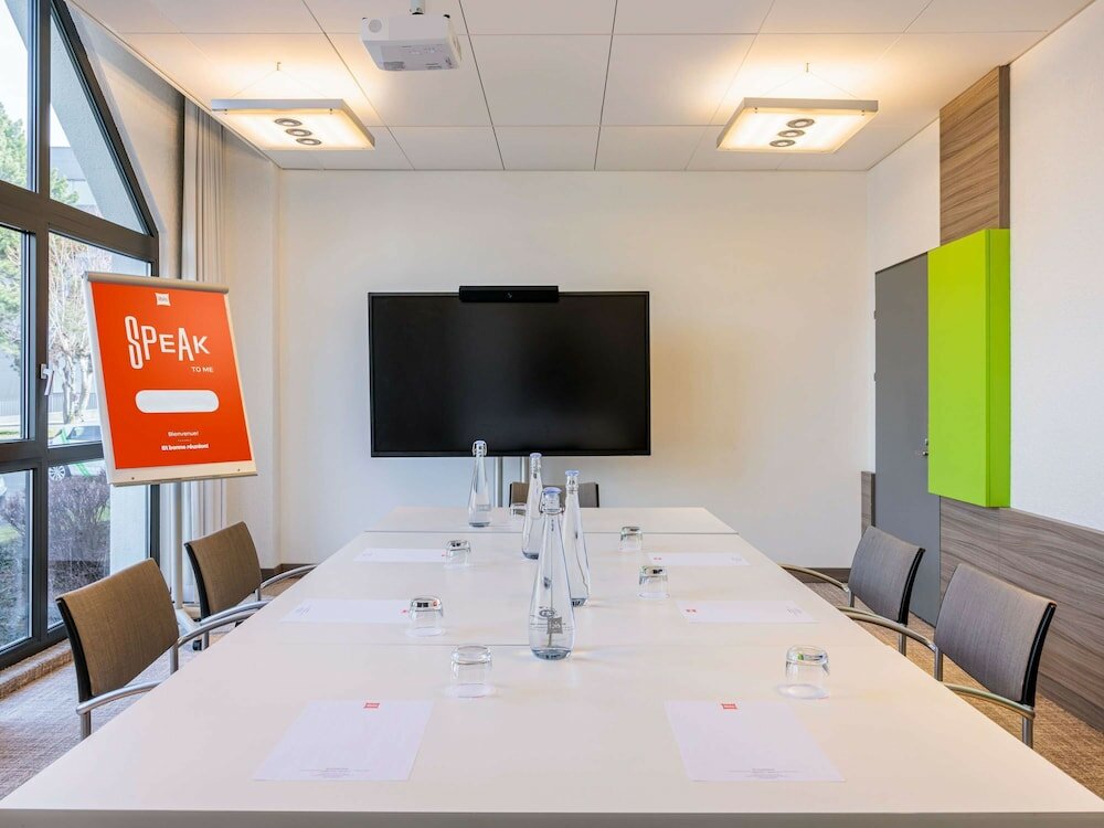 Фото Ibis Lausanne Crissier