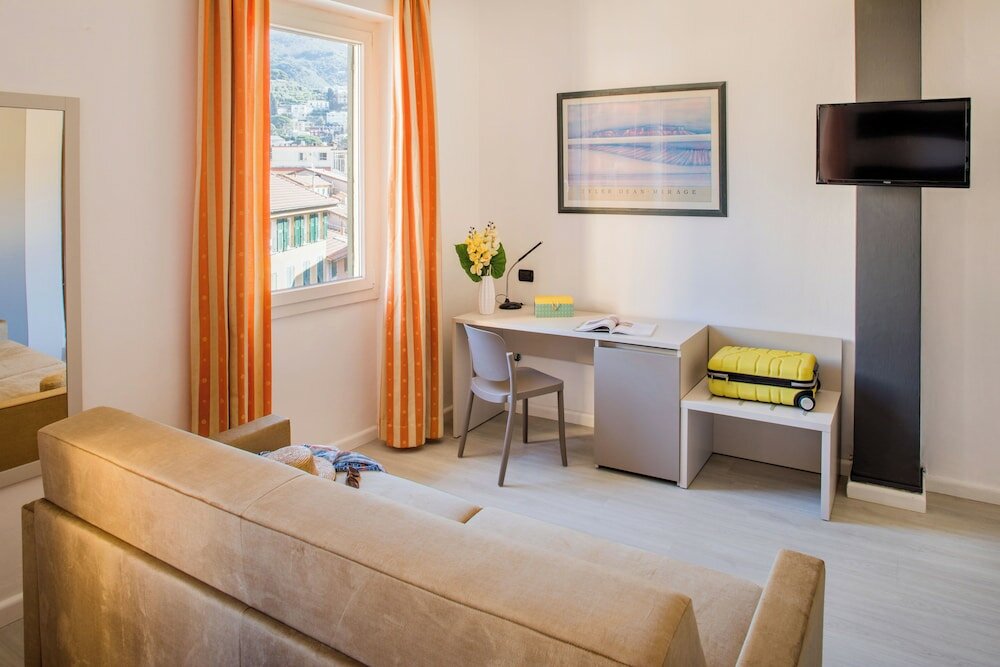 Фото Albergo la Piazzetta