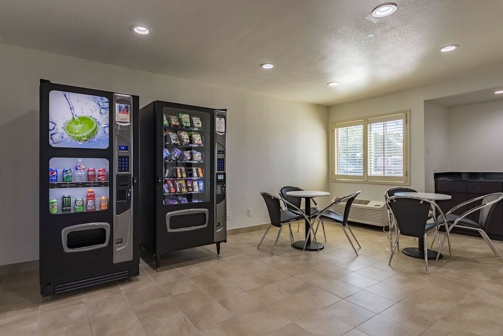 Фото Studio 6 Plano, Tx