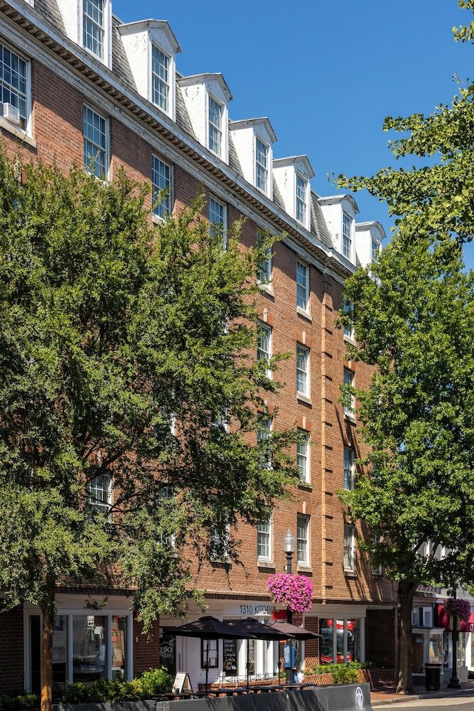 Фото Georgetown Inn