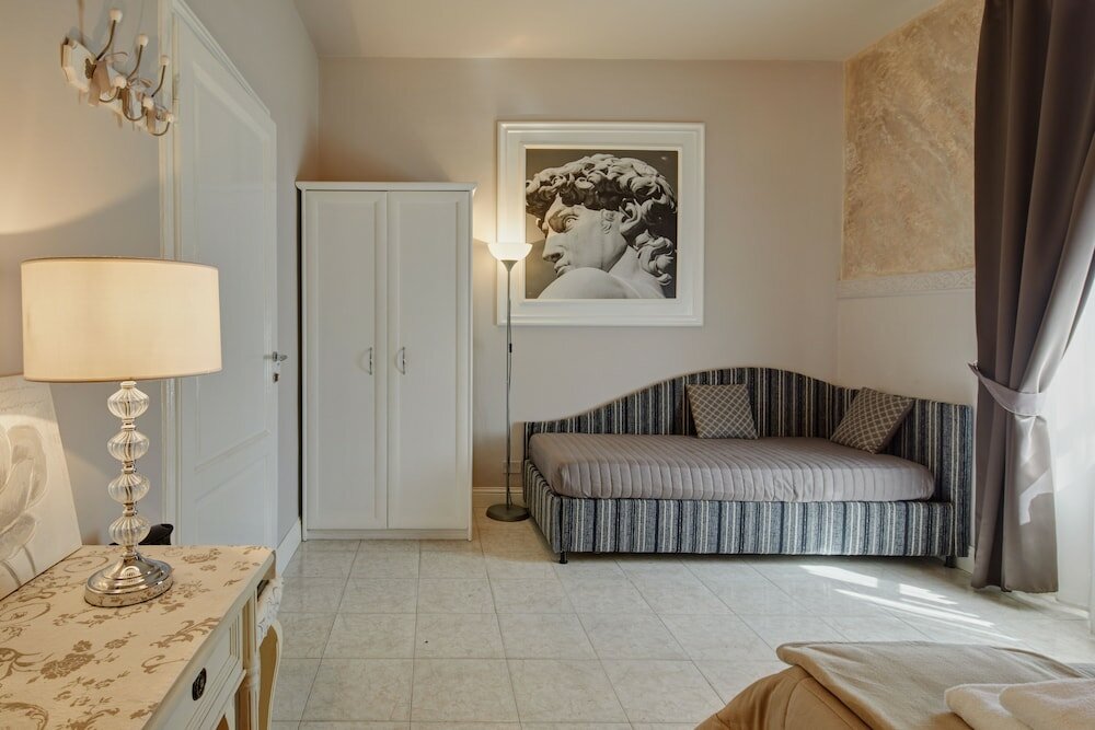 Фото Leone X Guest House