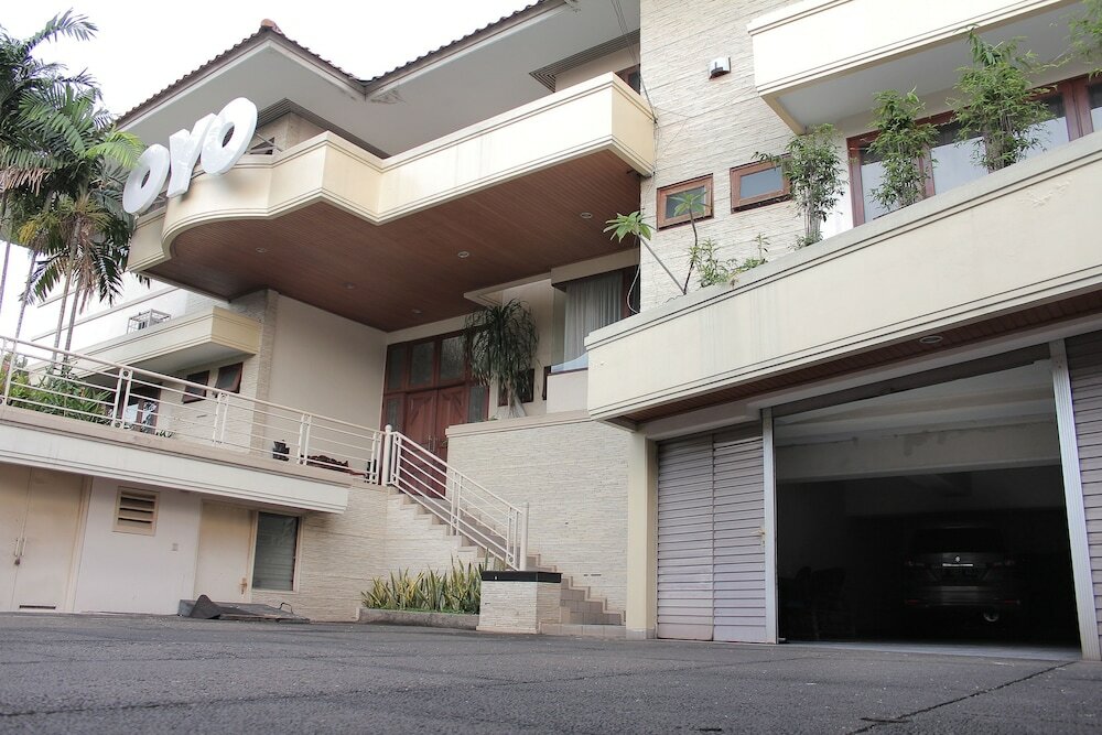 Фото Oyo 123 Puri Lotus