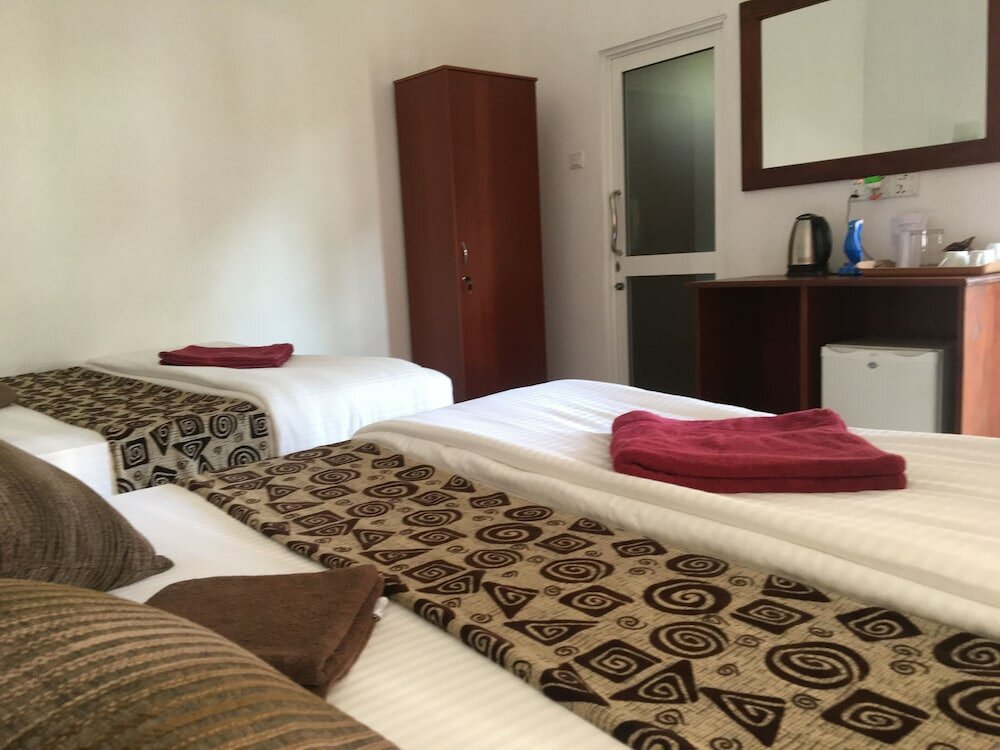 Фото Ella Red Rock