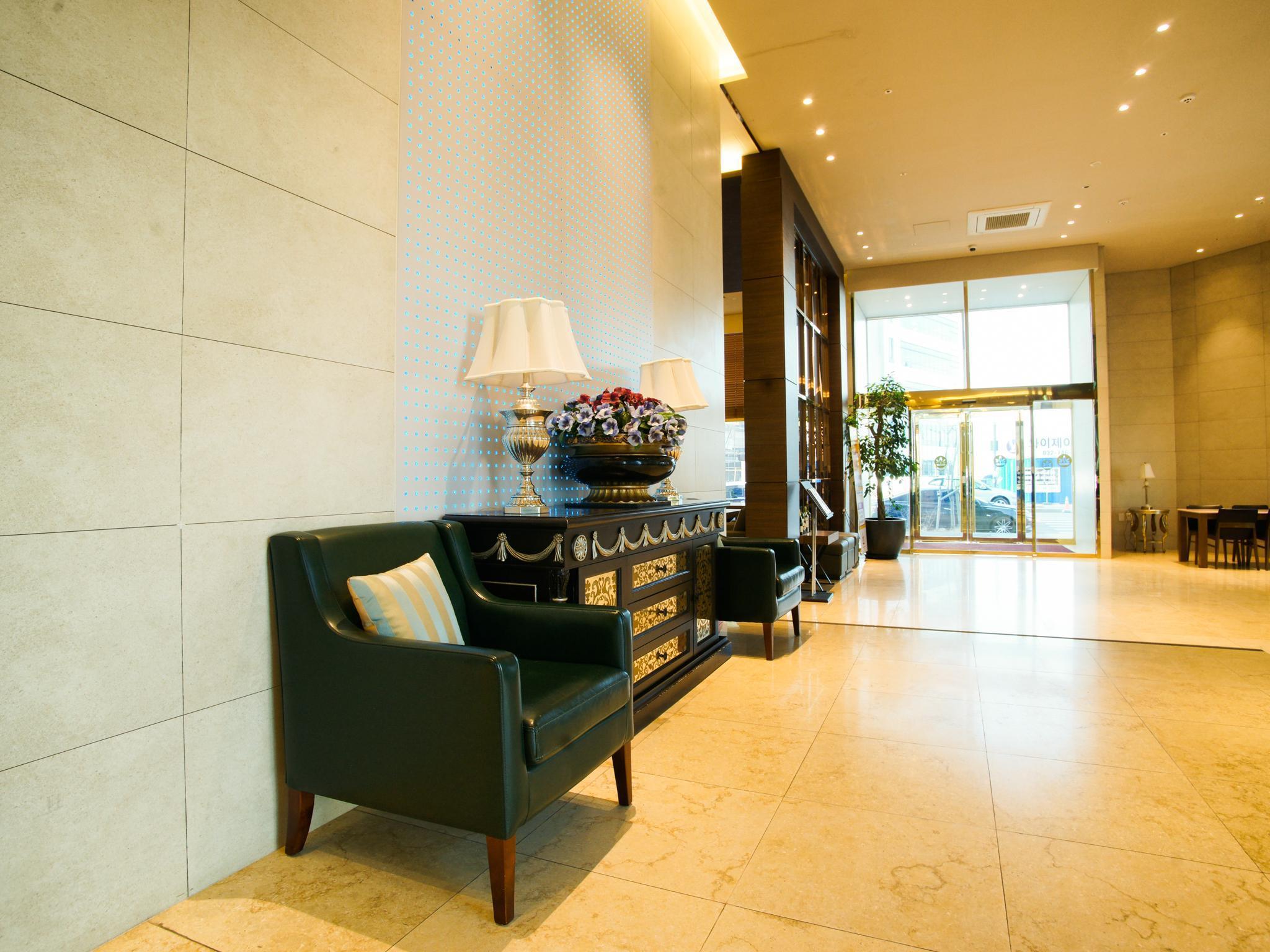 Фото International Hotel Youngjong