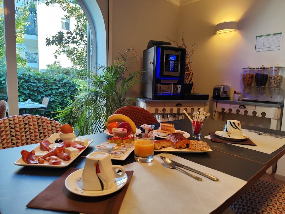 Фото Hotel Ulysse Montpellier Centre Corum