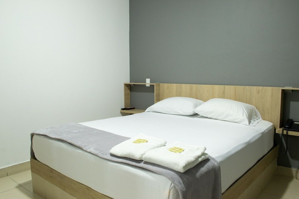 Фото Hotel Ruiseñor