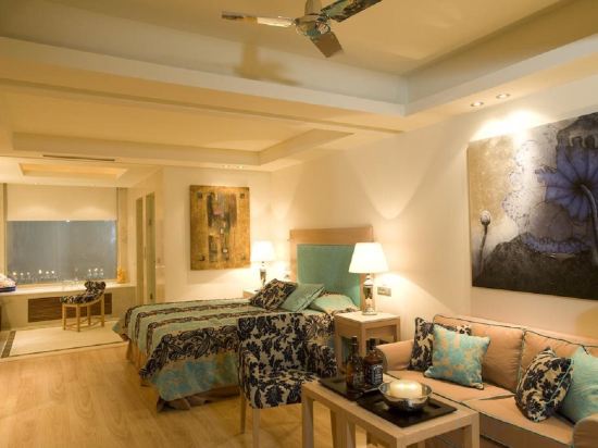 Фото Knossos Beach Bungalows Suites Resort & SPA