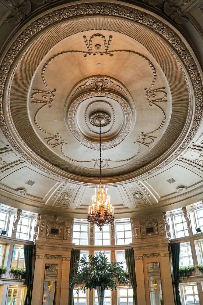 Фото The Fort Garry Hotel