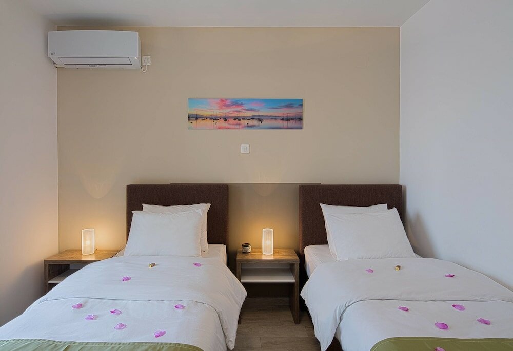 Фото Le Marc Guesthouse