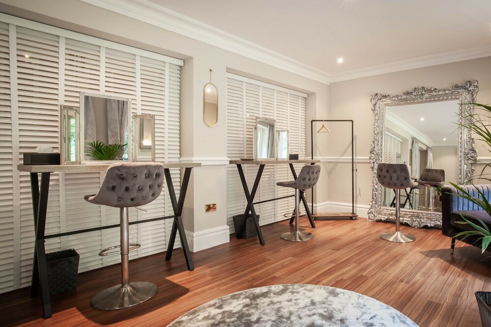 Фото The Dower House Hotel