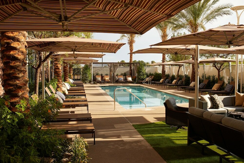 Фото Hyatt Place Las Vegas at Silverton Village