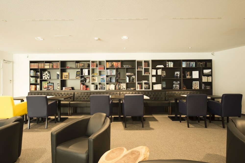 Фото Carathotel Düsseldorf City