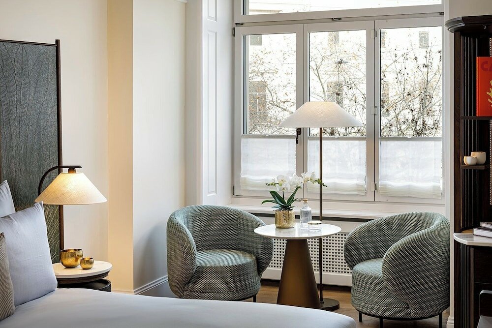 Фото Ambassador Hotel Zriuch