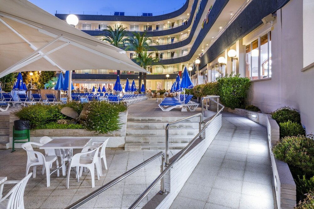 Фото Hotel GHT Aquarium & SPA