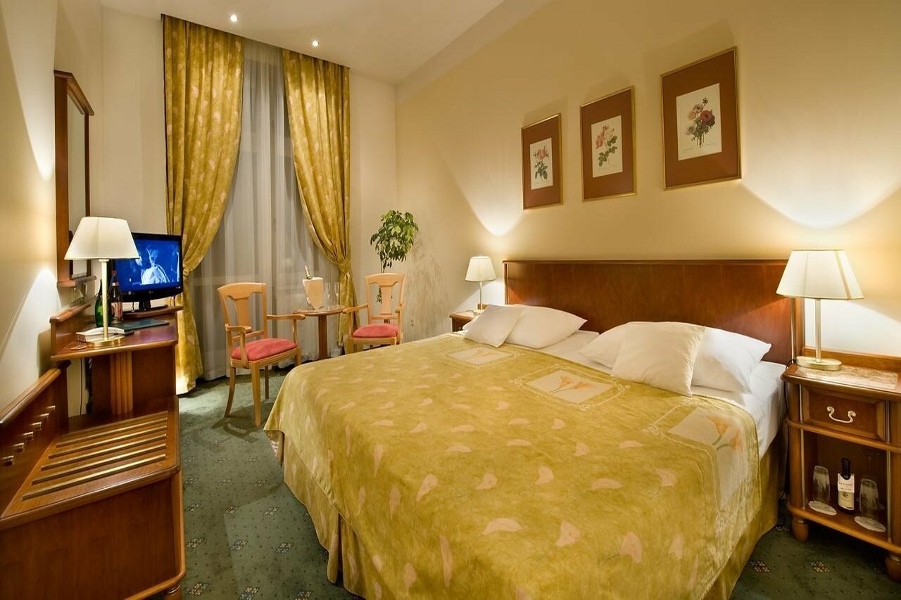 Фото Ea Hotel Rokoko