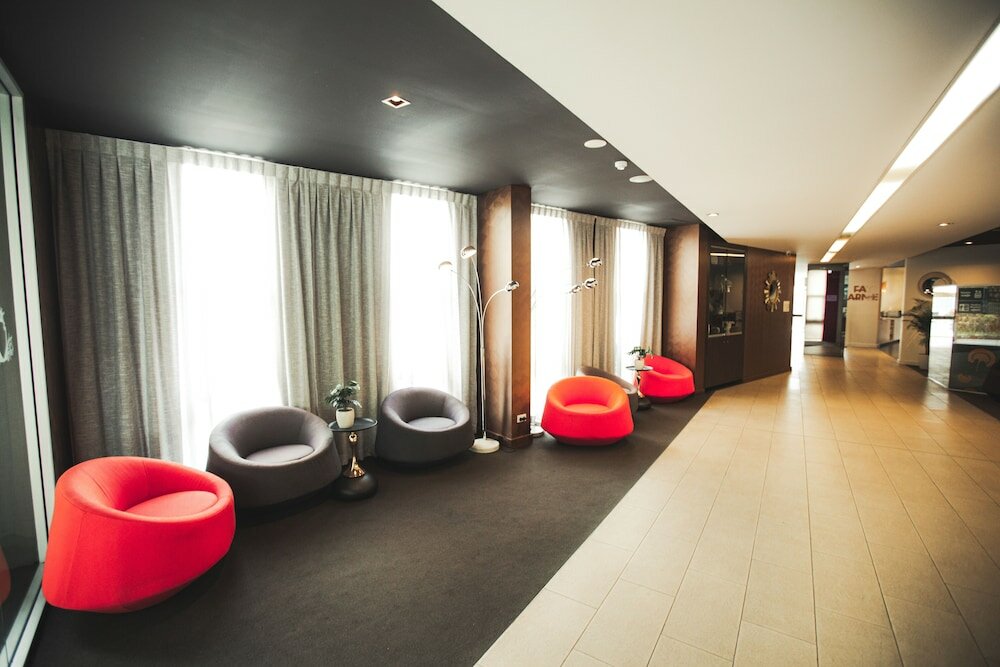 Фото Royal Pacific Hotel