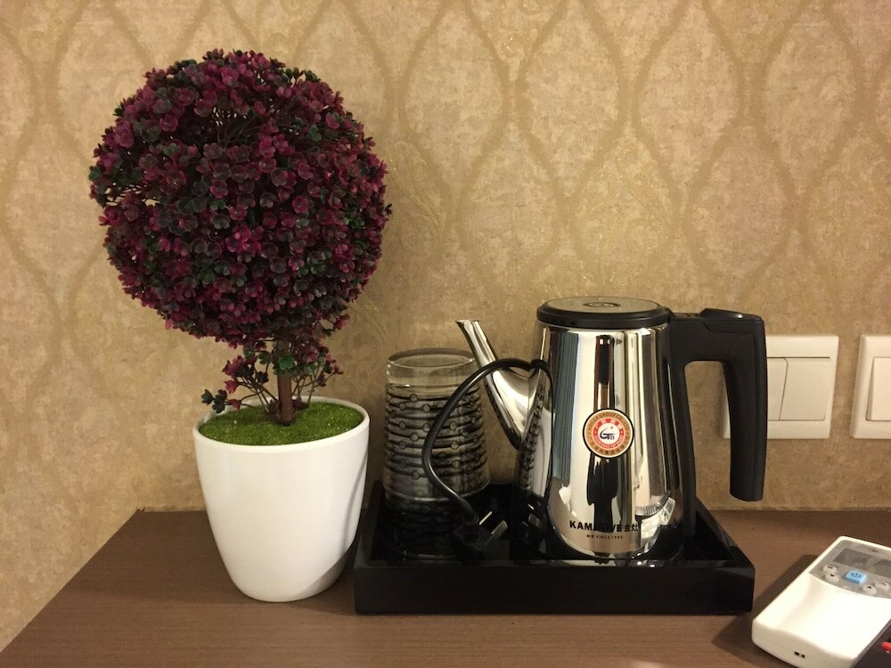 Фото Seasons Hotel - Causeway Bay