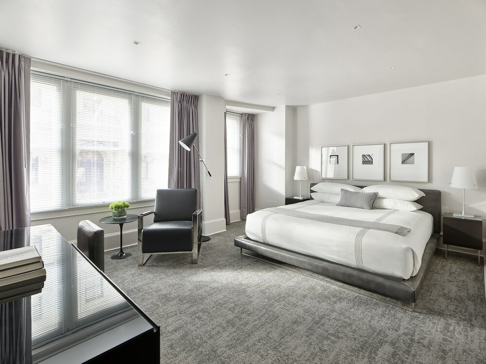 Фото Aka Rittenhouse Square